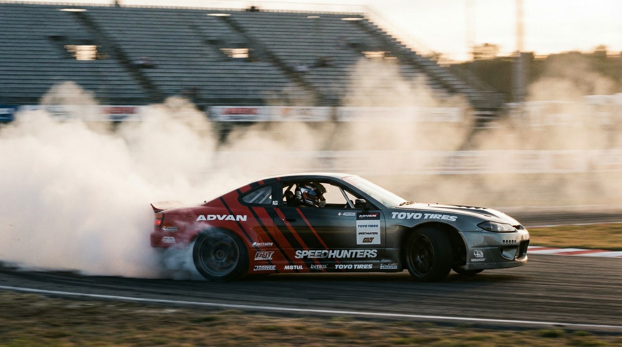 小马拉大车赛车汽车解说视频